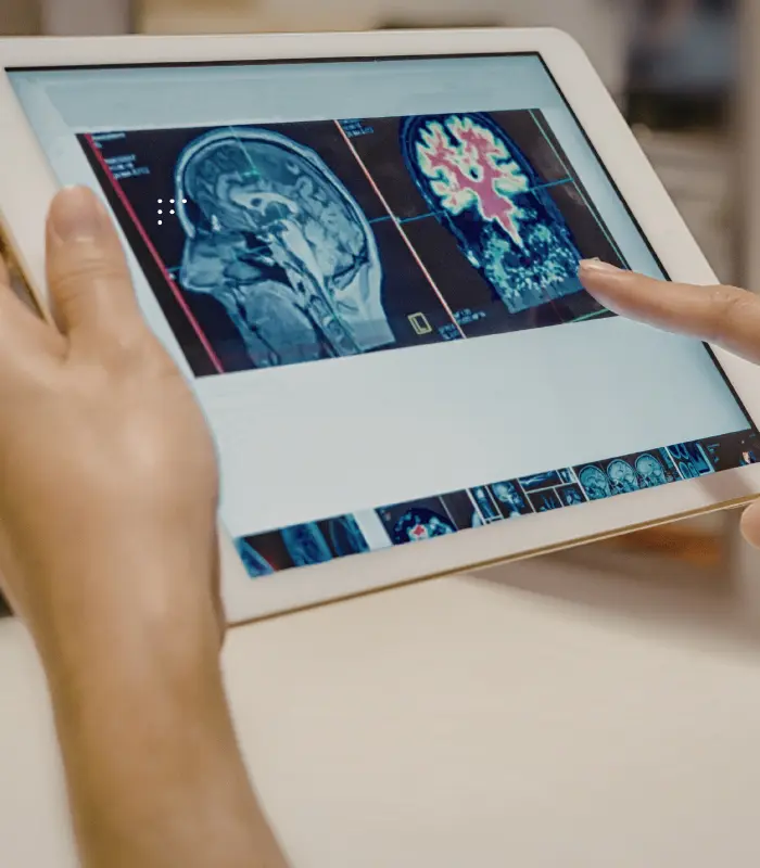 INESIM: Software Médico RIS PACS con IA